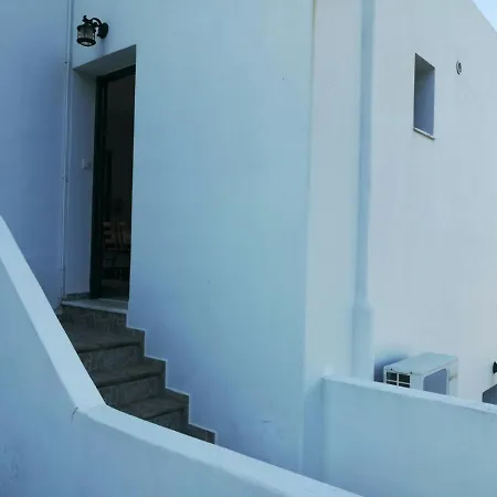 Eufrosinis House 4 *